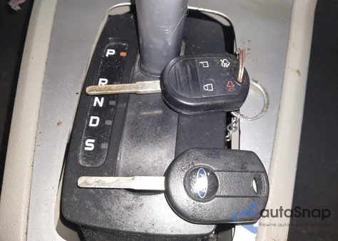 2017 Ford Fiesta Se z USA, uszkodzony, nr VIN 3FADP4BJXHM118842